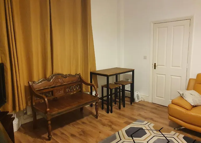 Mariyka House